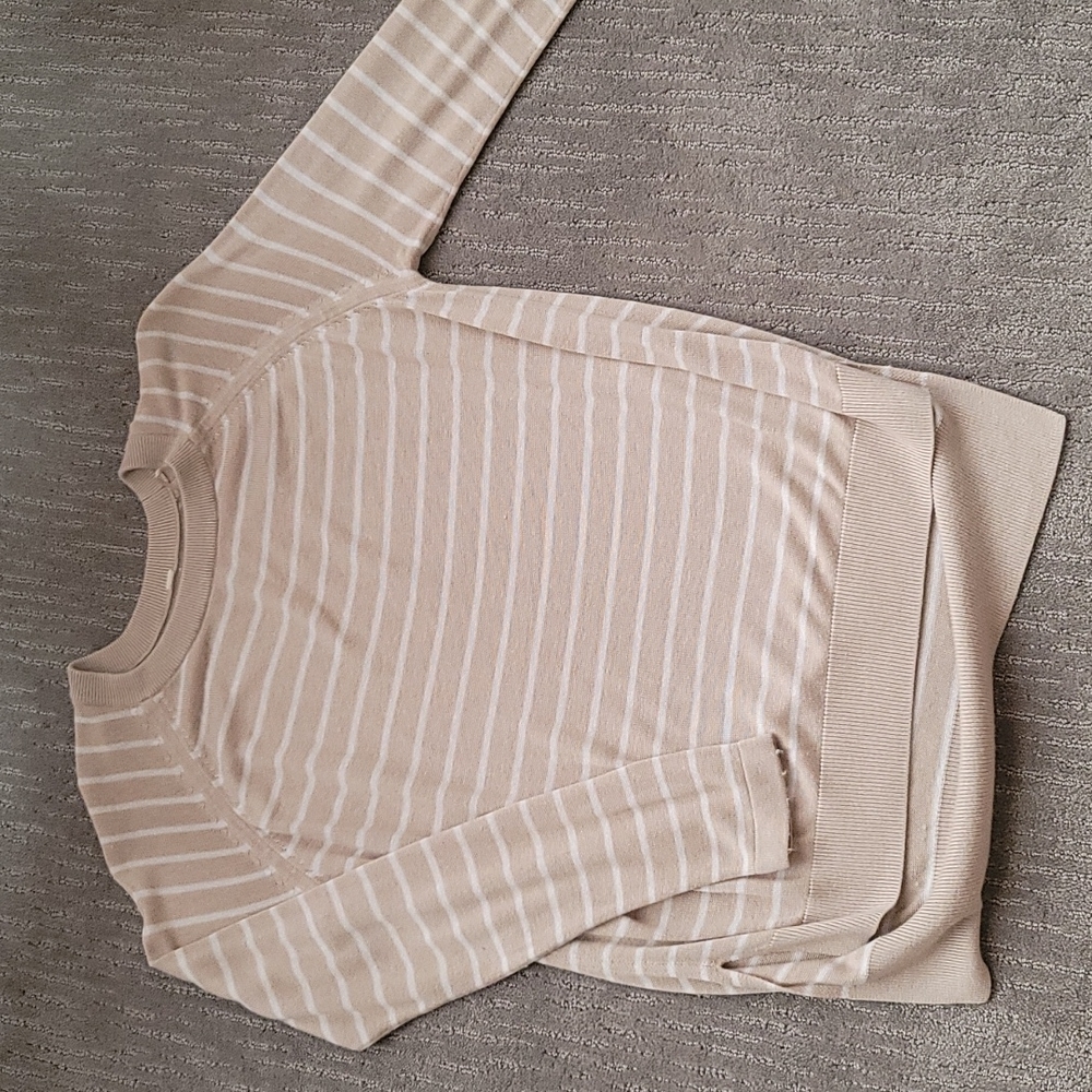 Lululemon long-sleeved top